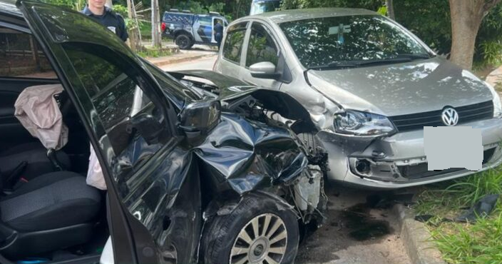 Assaltante Bate Carro Roubado Ap S Trocar Tiros A Gm De Jundia