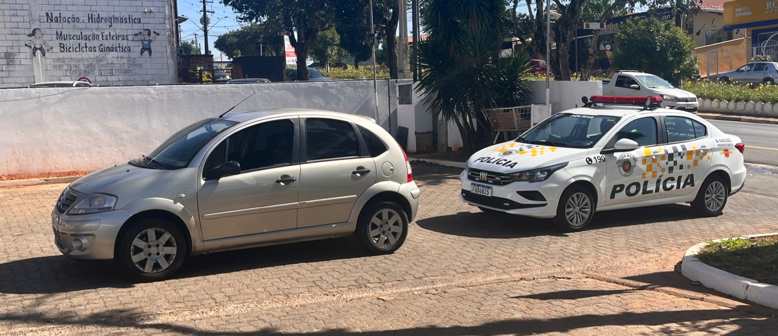 Mulher é presa por estelionato na Rodovia dos Bandeirantes